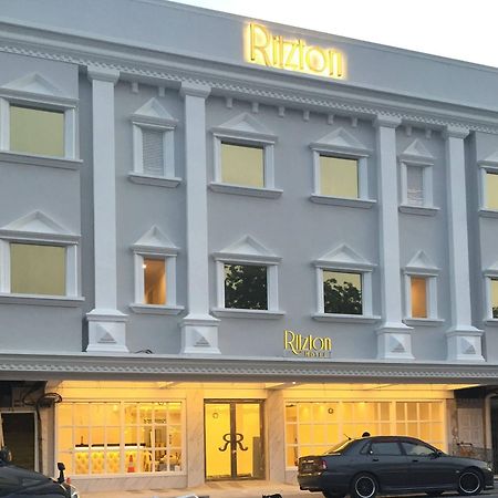Ritzton Hotel Johor Bahru Bagian luar foto