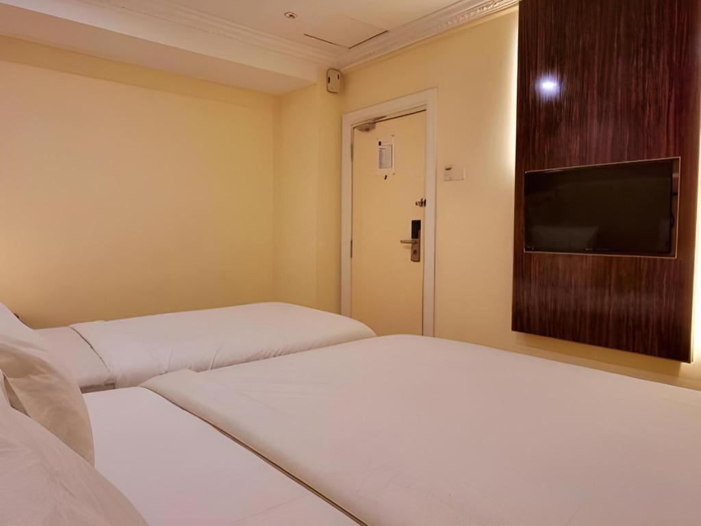 Ritzton Hotel Johor Bahru Bagian luar foto