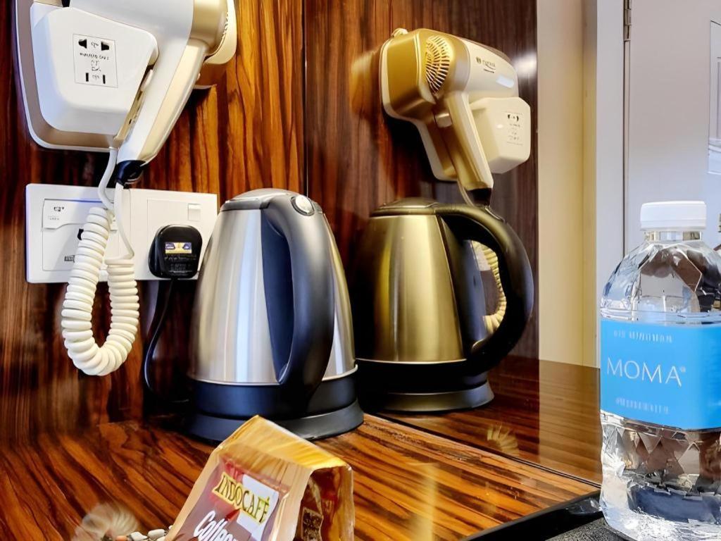 Ritzton Hotel Johor Bahru Bagian luar foto