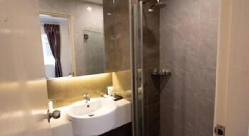 Ritzton Hotel Johor Bahru Bagian luar foto